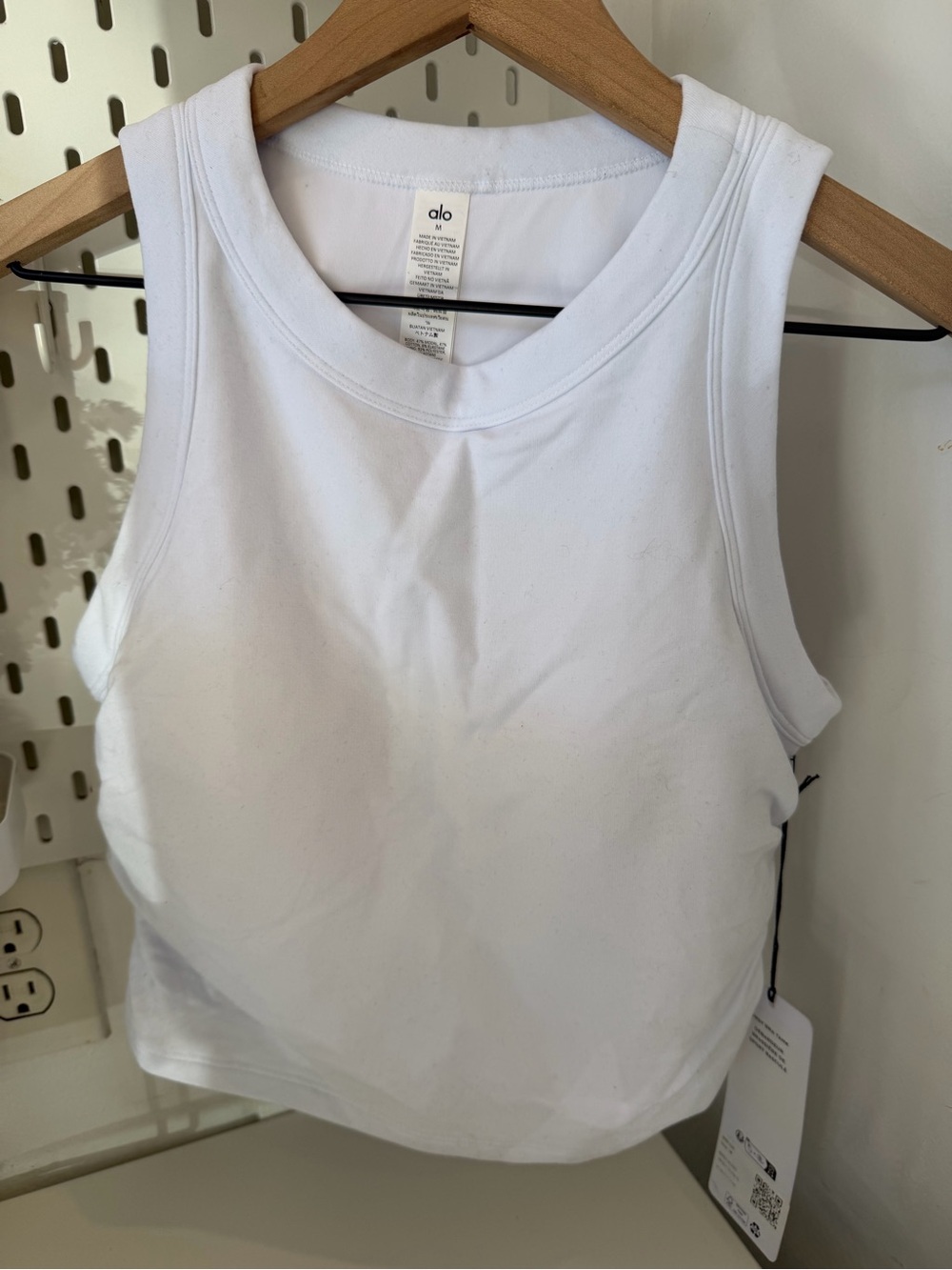 ALO YOGA Sway Bra Tank - Picture 4 of 7
